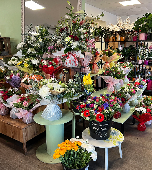 Grand choix de bouquets de fleurs classiques et personnalisés pour tout événement à Nîmes (30)