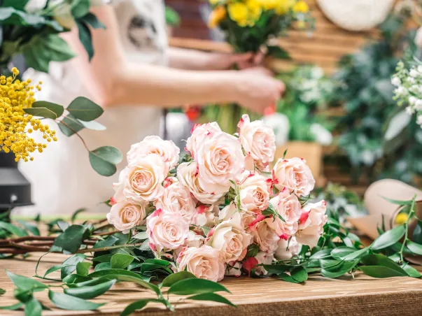 Vente de fleurs fraîches et de saison à Nîmes dans le Gard (30)
