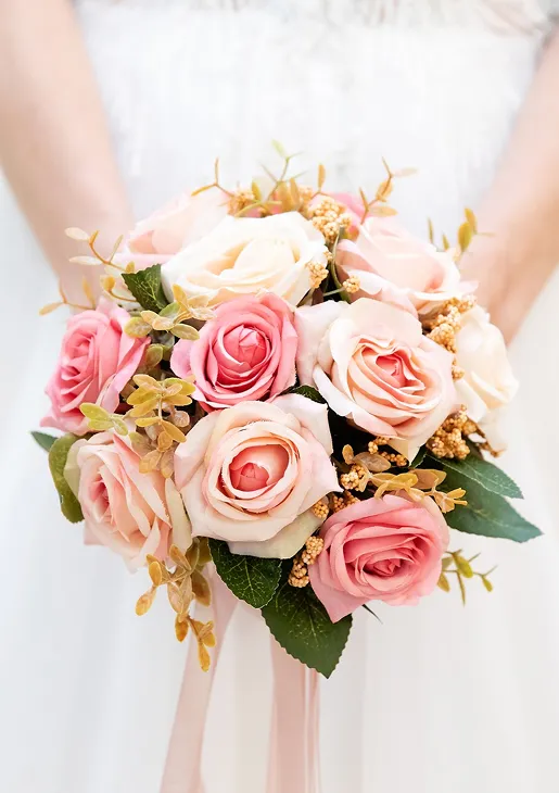 Commandez votre bouquet de mariée chez votre Fleuriste de Mariage à Nîmes - 30