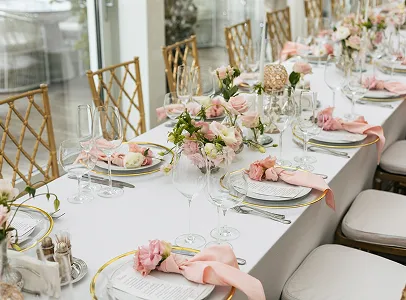 Décoration florale de tables de Mariage à Nîmes dans le Gard