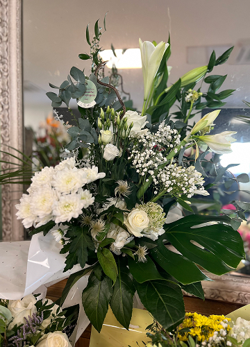 Fleuriste de proximité avec livraison de fleurs et bouquets de fleurs à Nîmes dans le Gard - 30